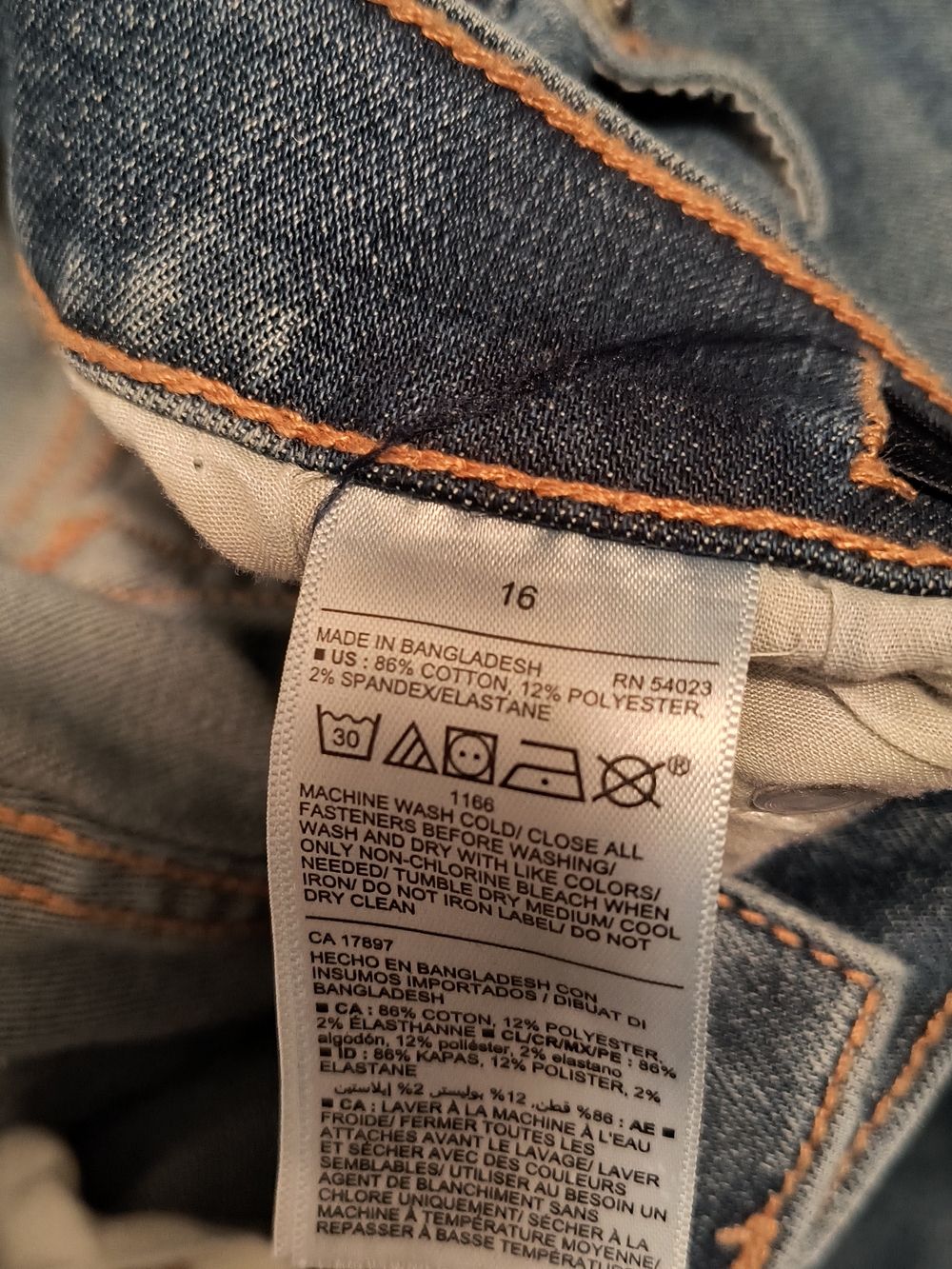 Old Navy Karate Slim Blue Jeans Built-In Tough 360° Stretch Size 16 - Picture 3 of 5